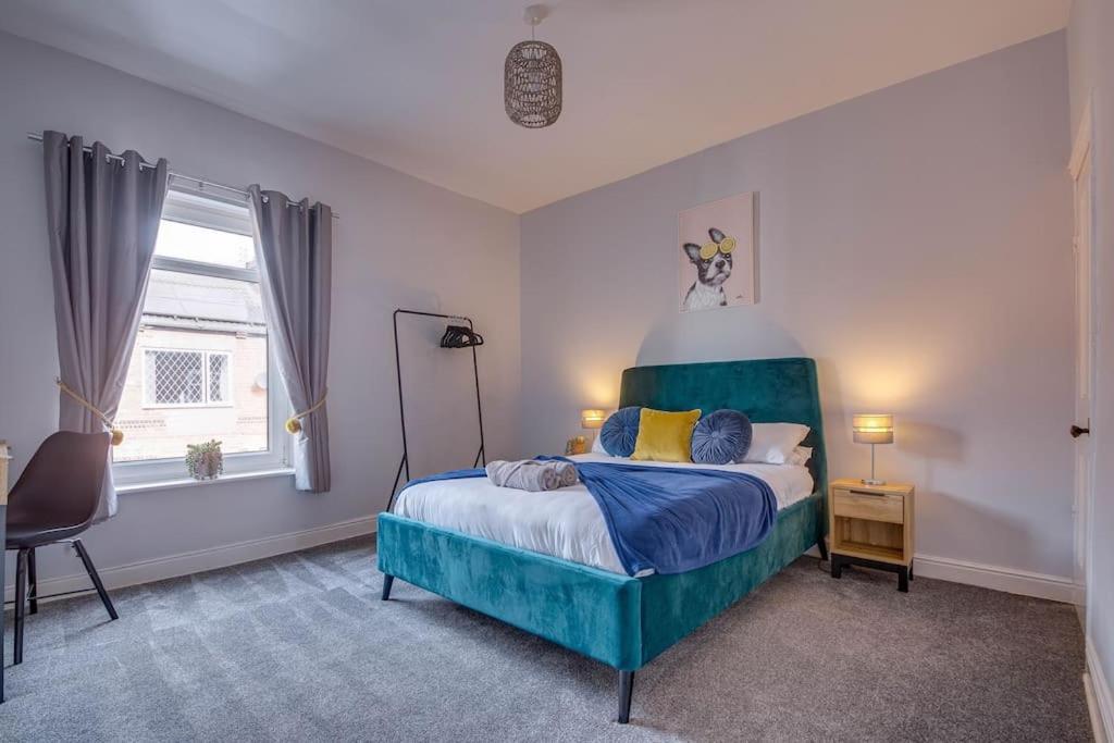 Glasswing Stays Liquorice Lodge Castleford Exteriör bild